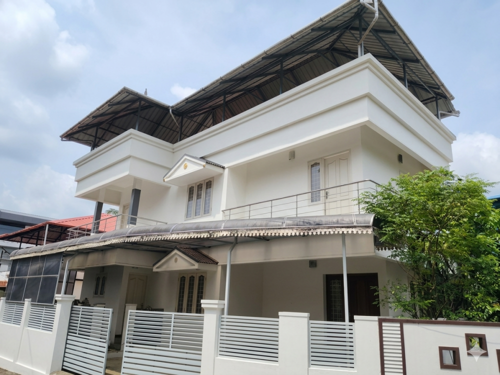 3 BHK HOUSE FOR SALE AT VAZHAKKALA THOPPIL, KAKKANAD, ERNAKULAM
