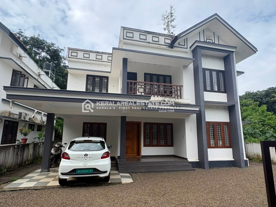 4 BHK HOUSE FOR SALE IN ETTUMANOOR, KOTTAYAM