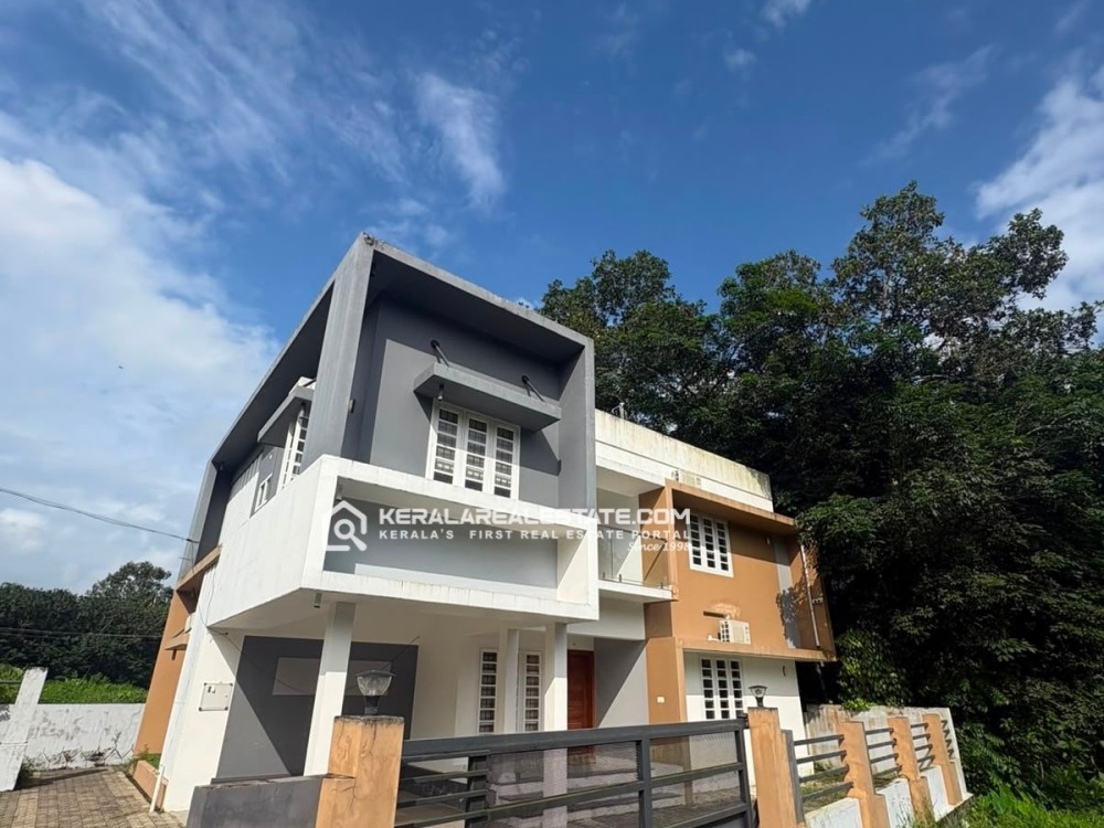 FULLY FURNISHED 4 BHK LUXURY HOUSE FOR SALE IN CHERUVANDOOR, ETTUMANOOR, KOTTAYAM 