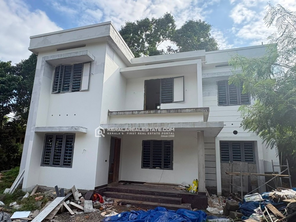3 BHK HOUSE FOR SALE IN CHERUVANDOOR, ETTUMANOOR, KOTTAYAM