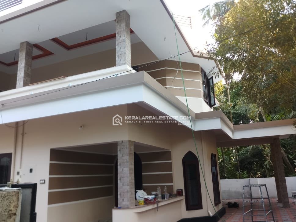 4 BHK HOUSE FOR SALE IN EROOR, TRIPUNITHURA, ERNAKULAM