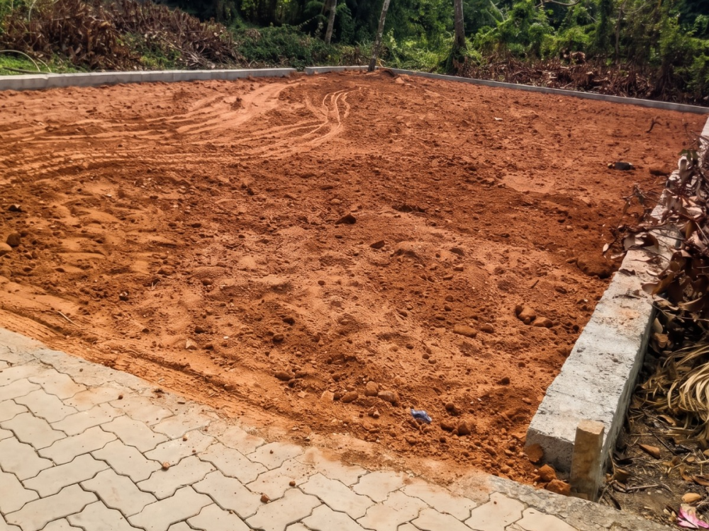 Land for Sale in Eramalloor, Alappuzha 