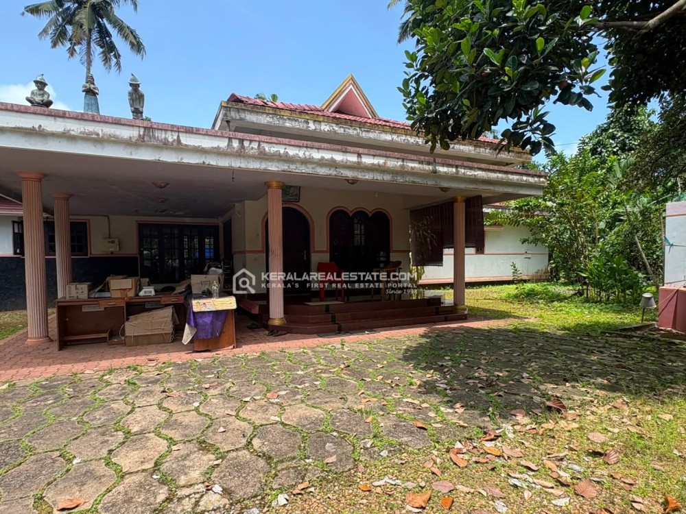 HOUSE FOR SALE IN KUMMANAM, KOTTAYAM