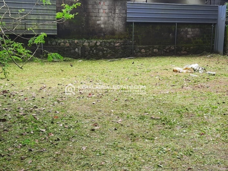 RESIDENTIAL LAND FOR SALE IN PALLIKKARA, KAKKANAD, ERNAKULAM