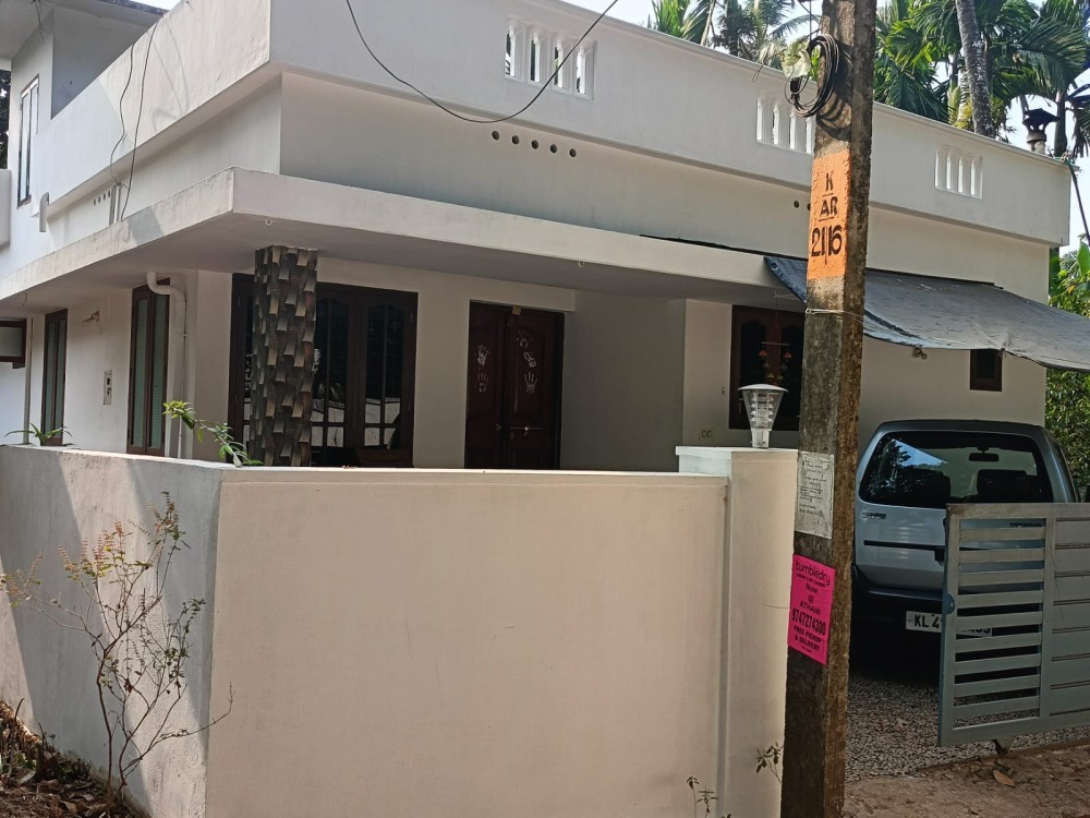2 BHK House for Sale in Mattoor, Ernakulam 