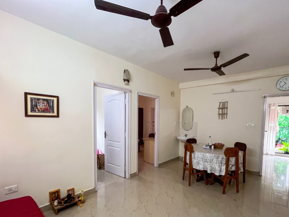 2 BHK SEMI-FURNISHED FLAT FOR RENT IN VADUTHALA, CHITTOOR ROAD, ERNAKULAM