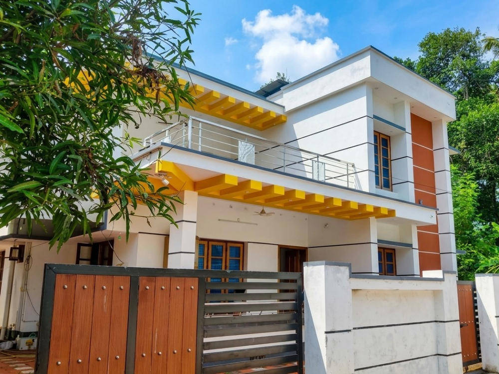 House for Sale in Asramom, Kollam 