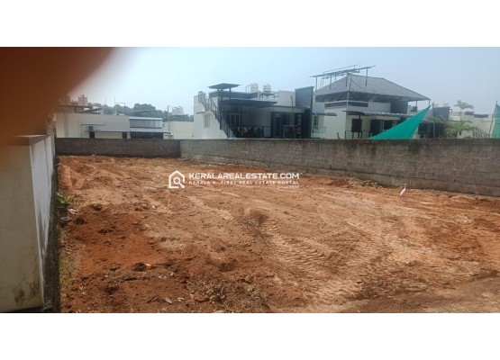 Land for Sale in Pallikkara, Kakkanad, Ernakulam