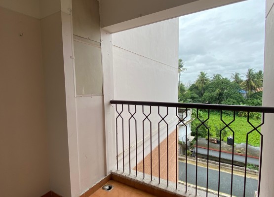Flat for Sale in Alinchuvadu, Ernakulam