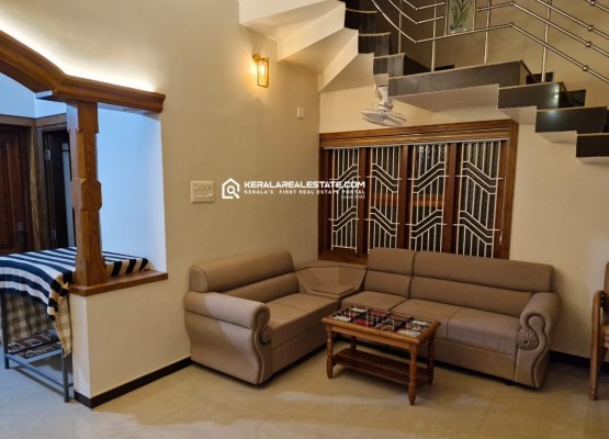 7 BHK House for Sale in Kuppam, Kannur