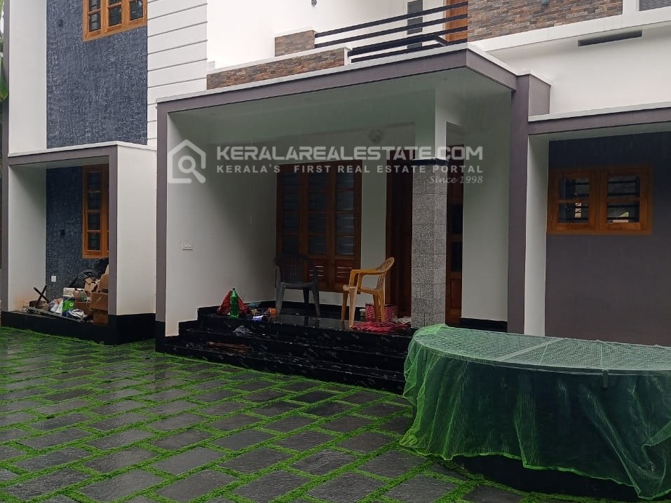3 BHK House for Sale in Pallikkara, Kakkanad