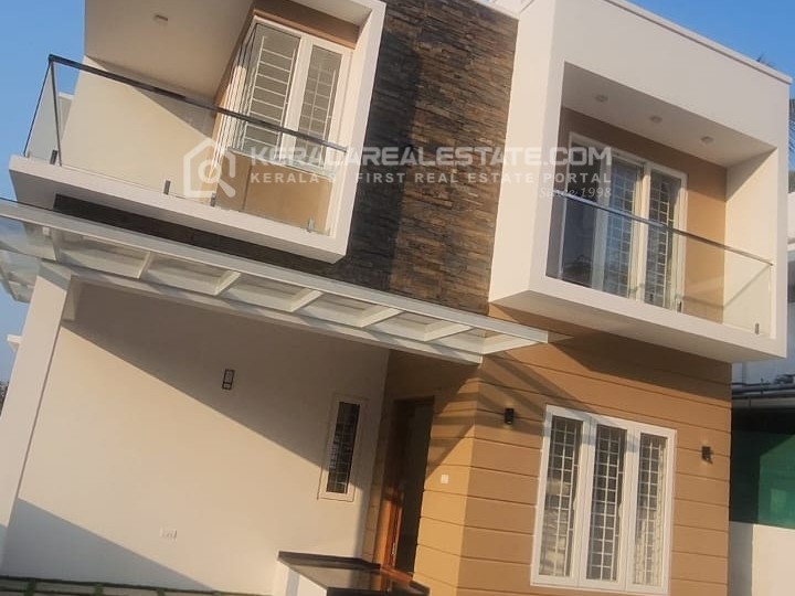 3 BHK House for Sale near Collectorate, Kakkanad, Ernakulam
