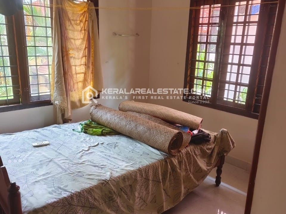 House for Sale in Edappally, Ernakulam 