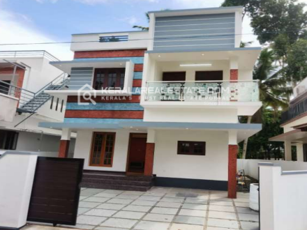 House for Sale in Thripunithura, Ernakulam 