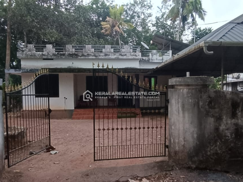 Land with House for Sale in Puthenkurishu, Ernakulam