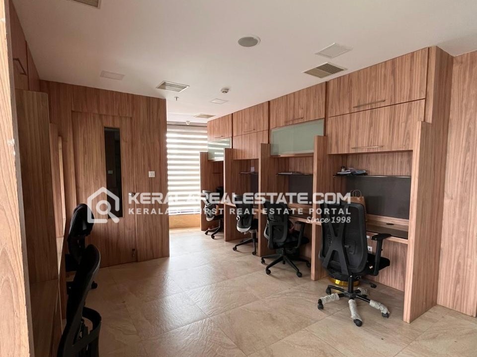 Office Space for Rent in Chakkaraparambu, Near Vyttila, Ernakulam 
