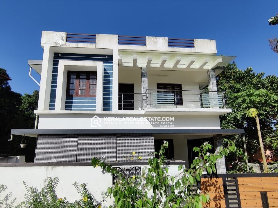 House for Sale in Kangarappady, Ernakulam 