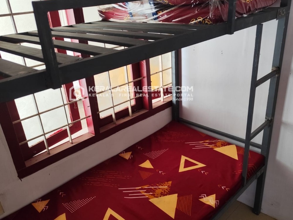 4 BHK House for Sale in Vyttila, Ernakulam
