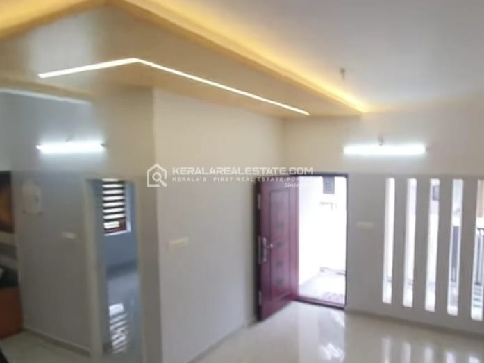 House for Sale in Nadakkavu, Ernakulam