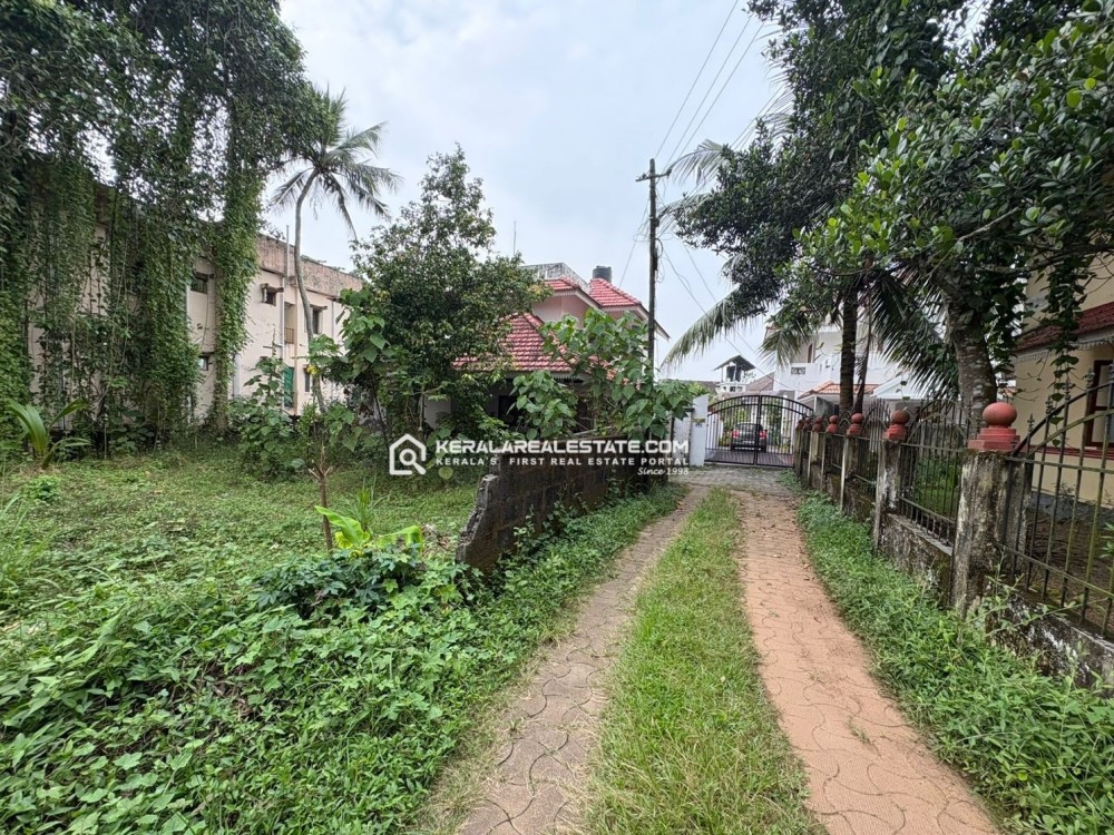 Plot for Sale in Manganam, Kottayam 