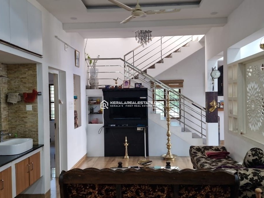 House for Sale in Angamaly, Ernakulam 
