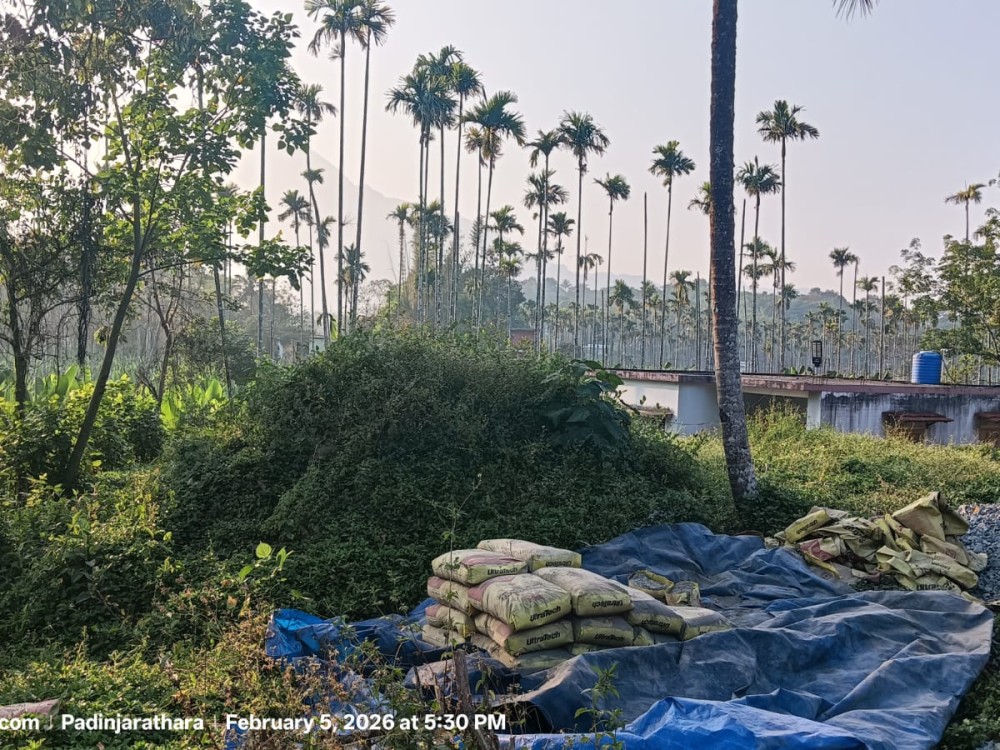 Land for Sale in Padinjarathara, Wayanad