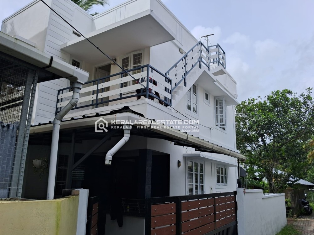 3 BHK HOUSE FOR SALE NEAR LAKESHORE HOSPITAL, ERNAKULAM