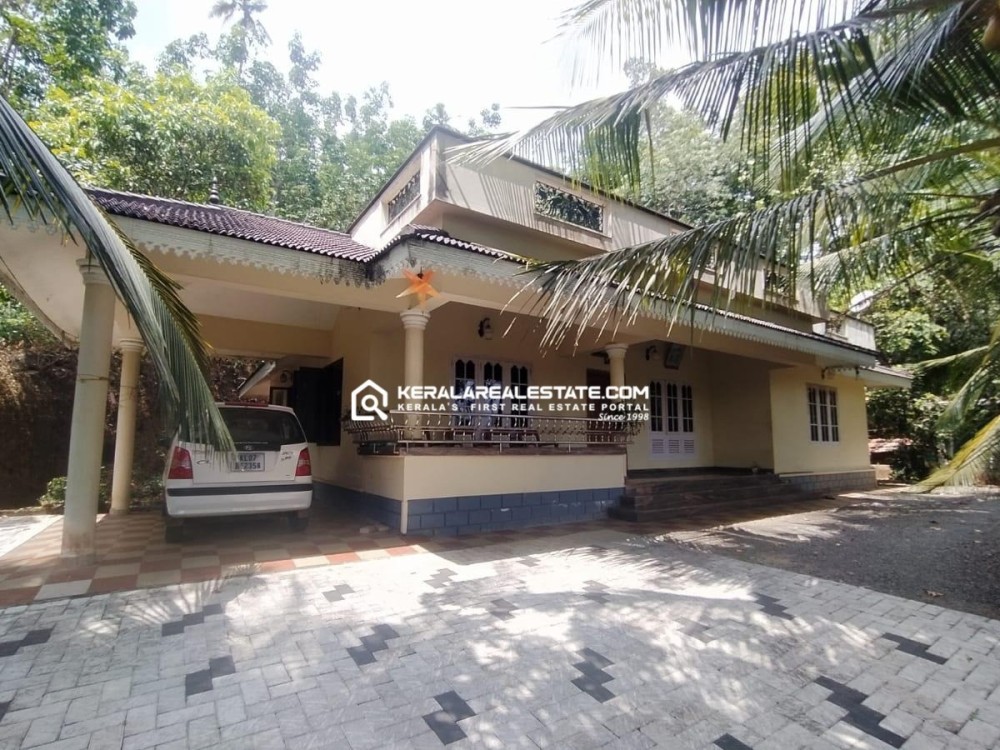 20 CENTS LAND WITH HOUSE FOR SALE IN KARIMKUNNAM, THODUPUZHA, ERNAKULAM
